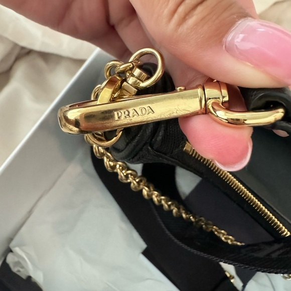 Prada Re-Edition 2005 Saffiano Leather Bag - Picture 10 of 14